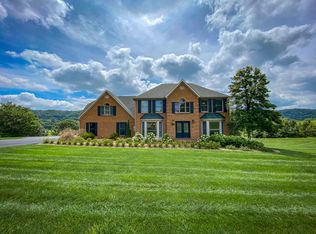 19170 Triple Crown Dr, Abingdon, VA 24211