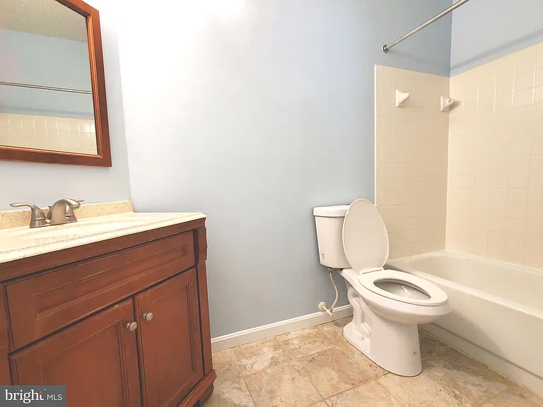 6005 Rosebud Ln #301 — Photo 26