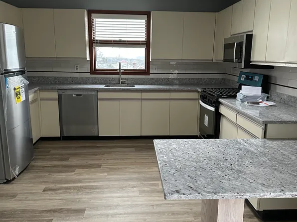 (undisclosed Address), Lyndhurst, NJ 07071