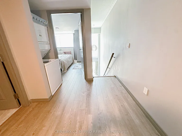 321 Spruce St #706 — Photo 10
