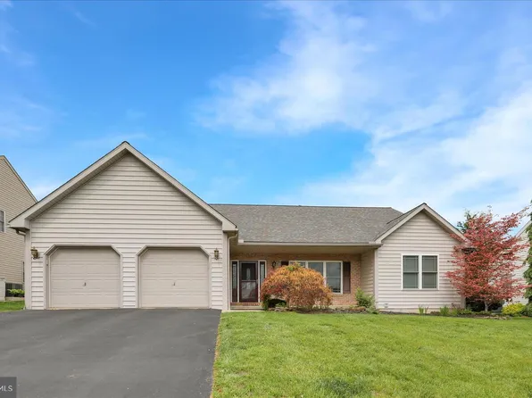16 Virginia Ave, Sinking Spring, PA 19608