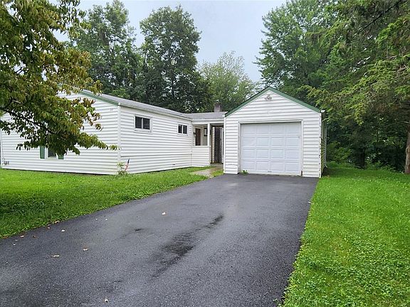 4th image of 48 Gleason Boulevard