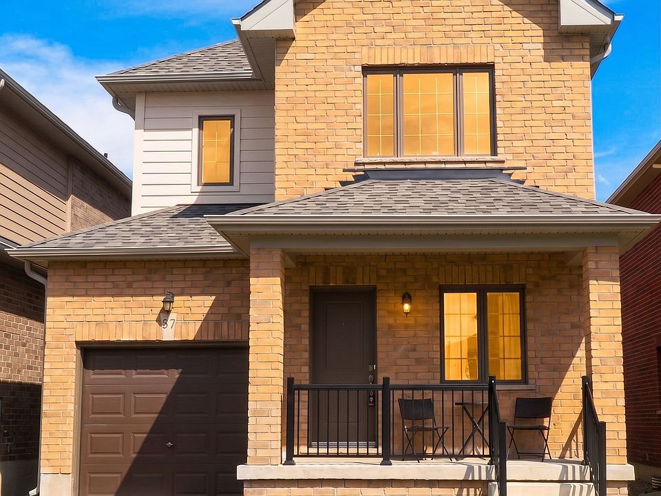 1st image of 37 Bedford Estates Cres