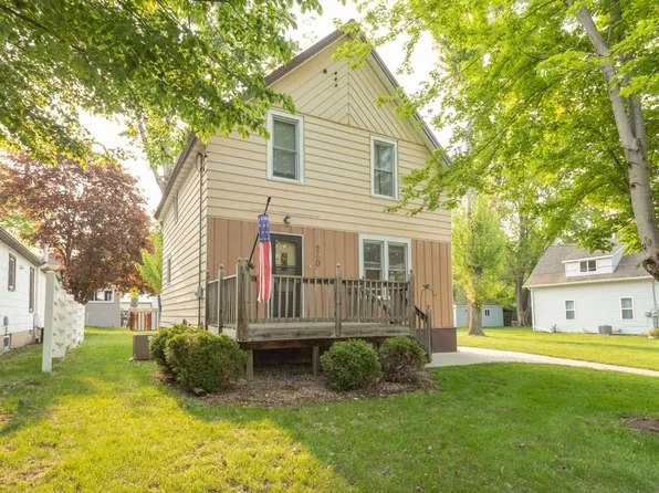 280 4th St NE, Glenwood, MN 56334