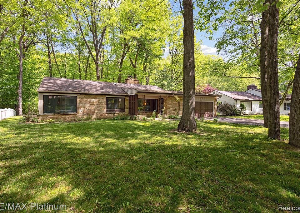 1515 Woodslea Dr, Flint, MI 48507 Zillow