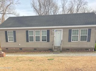 101 Gray Rd, Havelock, NC 28532