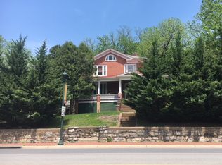 215 Churchville Ave, Staunton, VA 24401