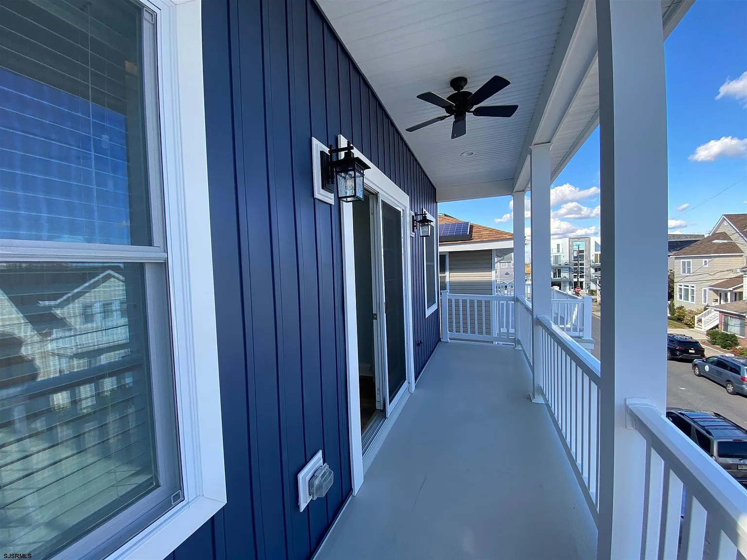 3 bed, 2.5 bath, $3,000 — Photo 2