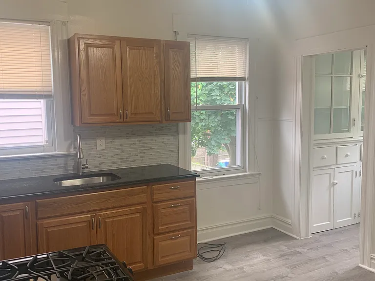23-25 Columbia Ave #3 — Photo 7