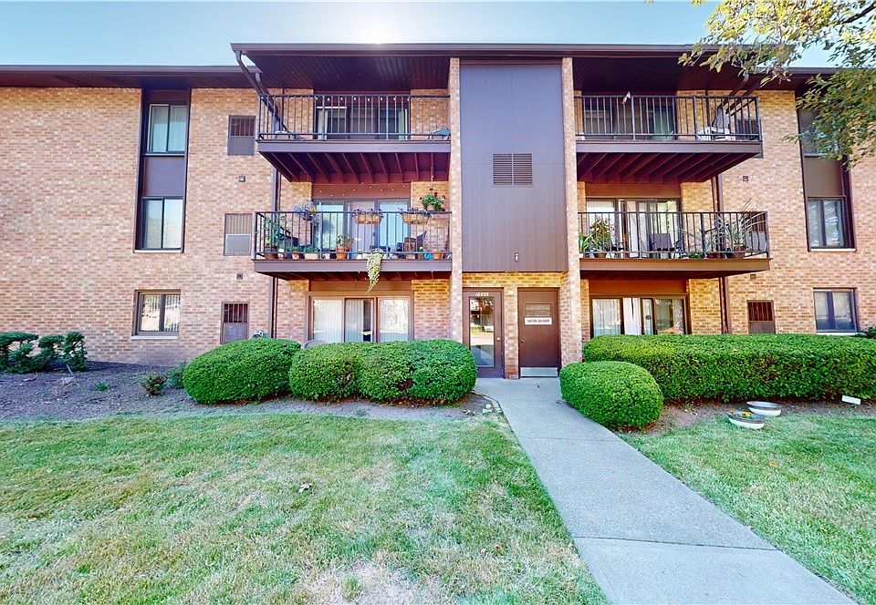 1st image of 16455 Heather Ln APT 103