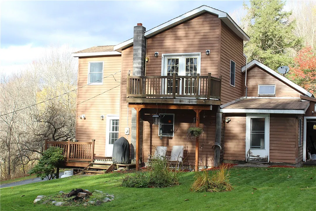 2 bed, 1.0 bath, 1588 sqft, $1,450 — Photo 4