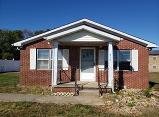 319 W 12th St, Cookeville, TN 38501