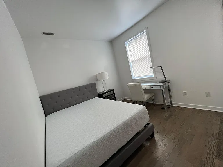534 N 34th St #1 — Photo 16