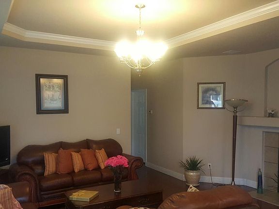 5th image of 411 Chateau La Salle Dr #411