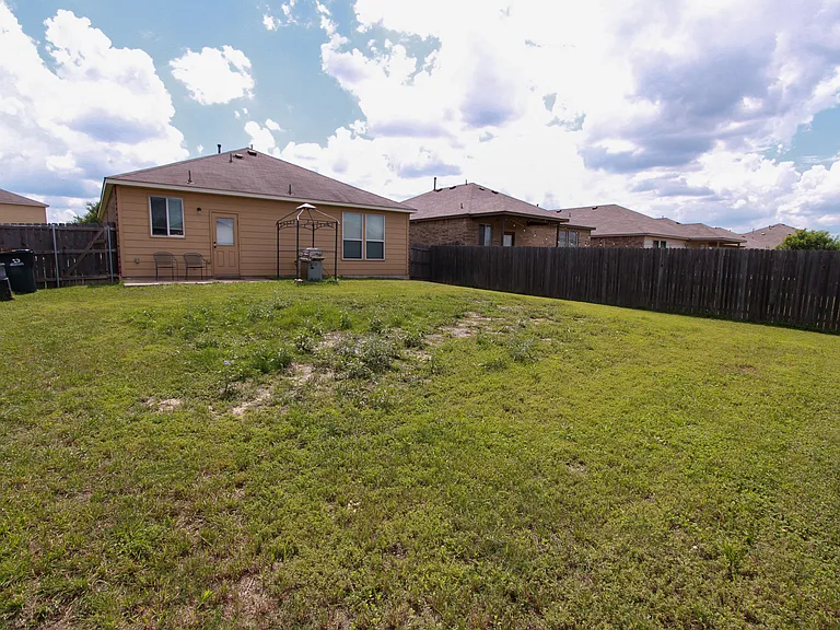 278 Stella Gold St — Photo 25
