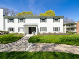 50 Lost Mountain Trl, Rochester, NY 14625