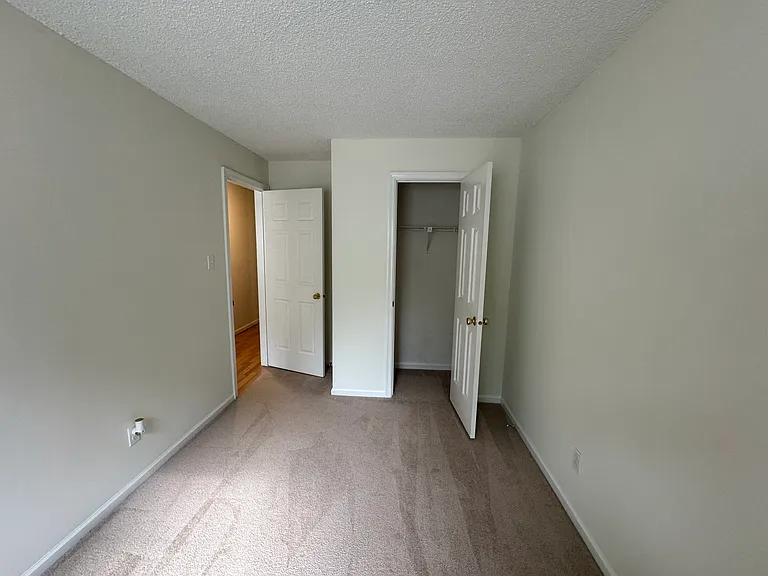 12103 Greenwood Ct #201 — Photo 27