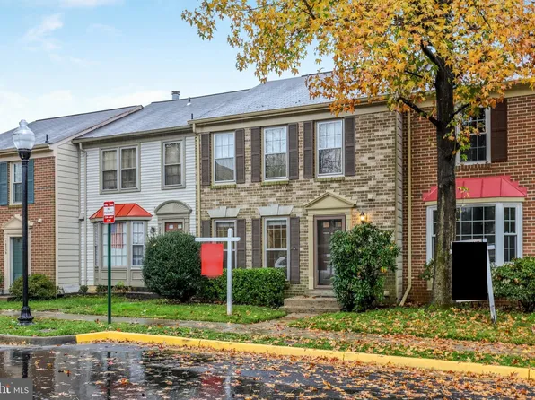 10243 Colony Park Dr, Fairfax, VA 22032