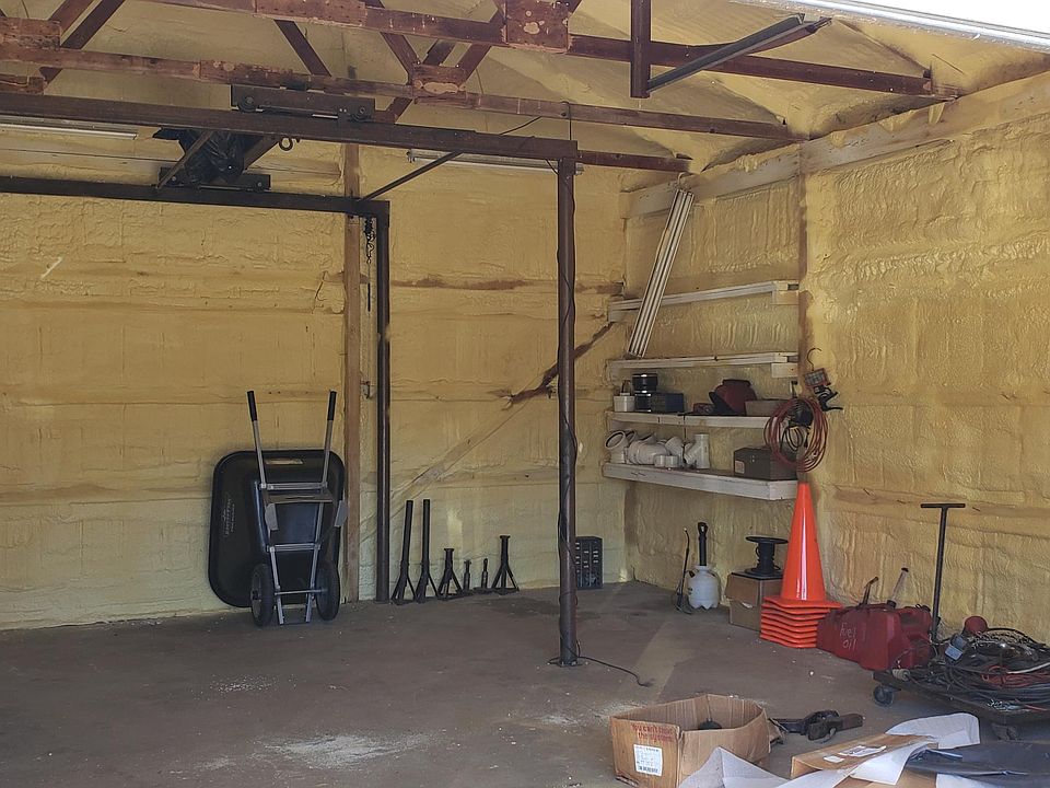 2nd image of 1781 S Evergreen Dr