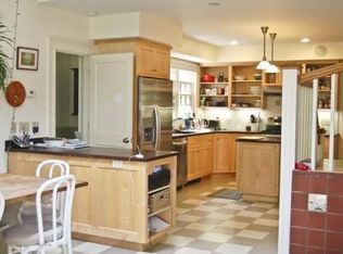 64 Lincoln St, Brighton, MA 02472