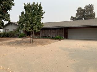 5818 S Pratt St, Tulare, CA 93274