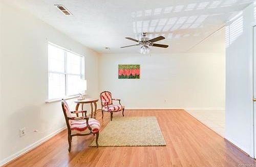 3rd image of 815 Bedrock Ln