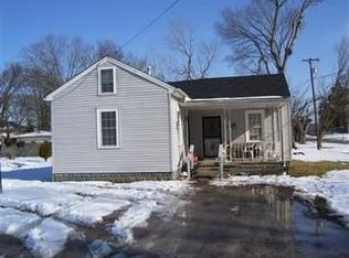 114 S 3rd St, Jeffersonville, IN 47130