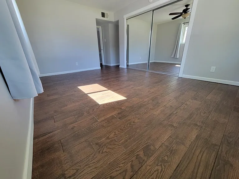 Primary Bedroom2