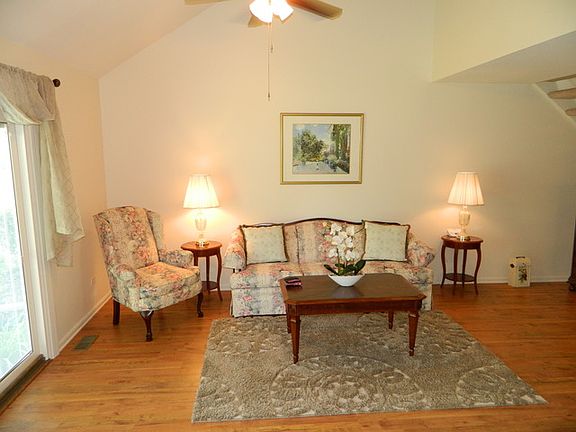 3rd image of 4484 Opal Dr
