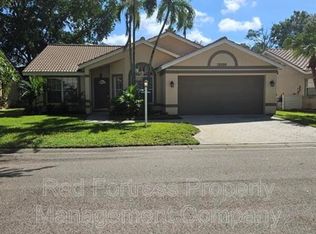 12290 Eagle Pointe Cir, Fort Myers, FL 33913