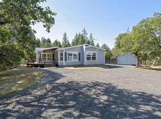 3735 Cobleigh Rd, Eagle Point, OR 97524