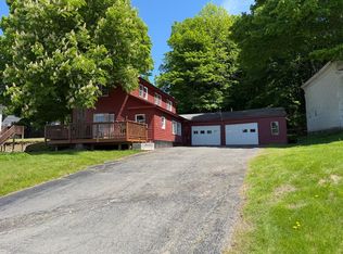 15 Pleasant Street, Dexter, ME 04930