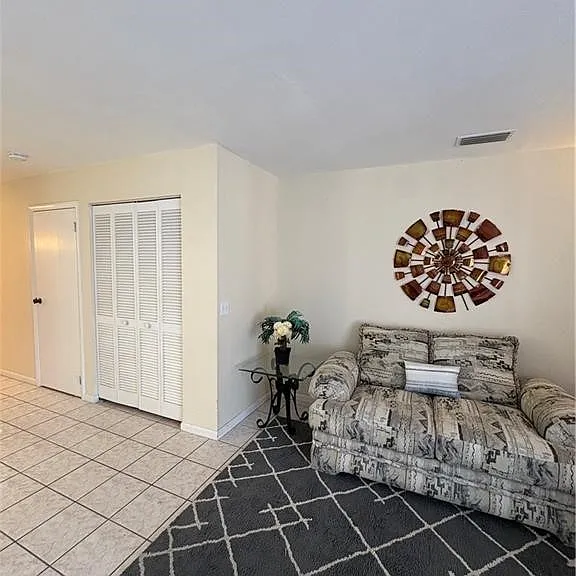 1005 SW 48th Ter #8 — Photo 9