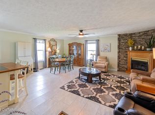 55 Sunshine Cv, Scotts Hill, TN 38374