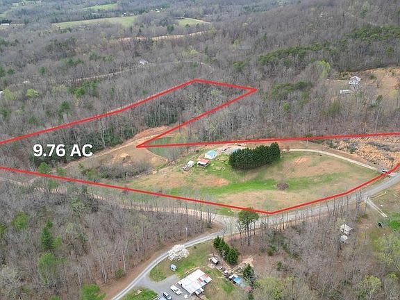 3rd image of 120 S Ivy Green Ln