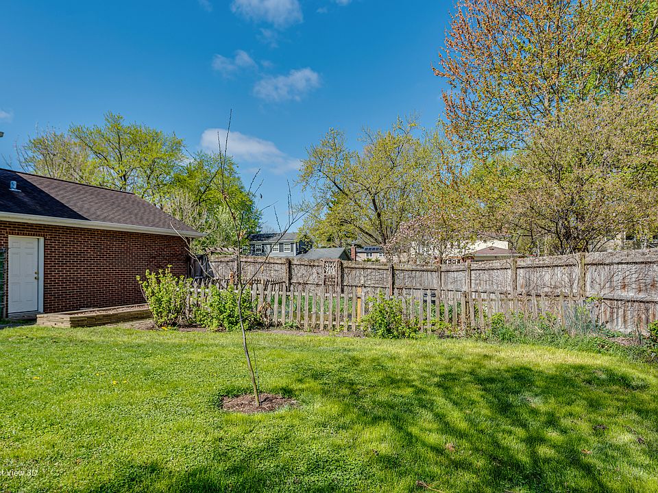 2nd image of 501 Wing Ln