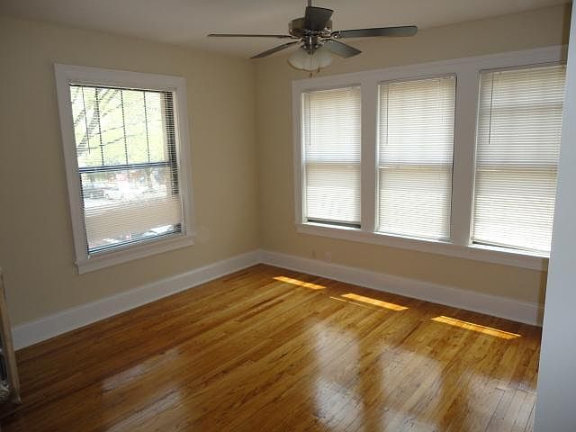 1st image of 518 W Cornelia Ave #111