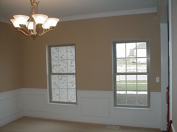 4th image of 25237 Zoumar Dr