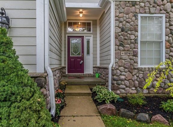 3rd image of 10745 Tallow Wood Ln
