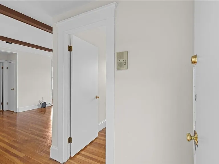 110 Lanark Rd #10 — Photo 14