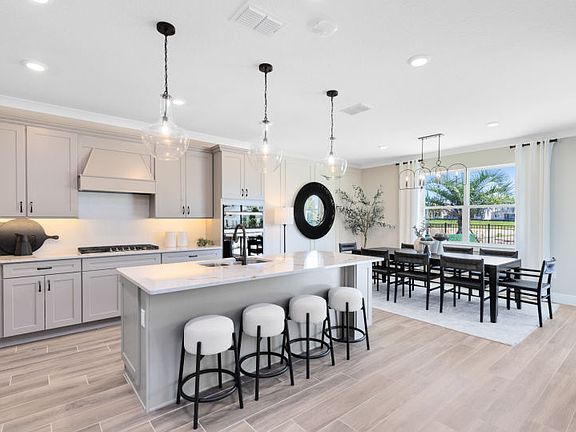 Eat-In Kitchen and Dining Area