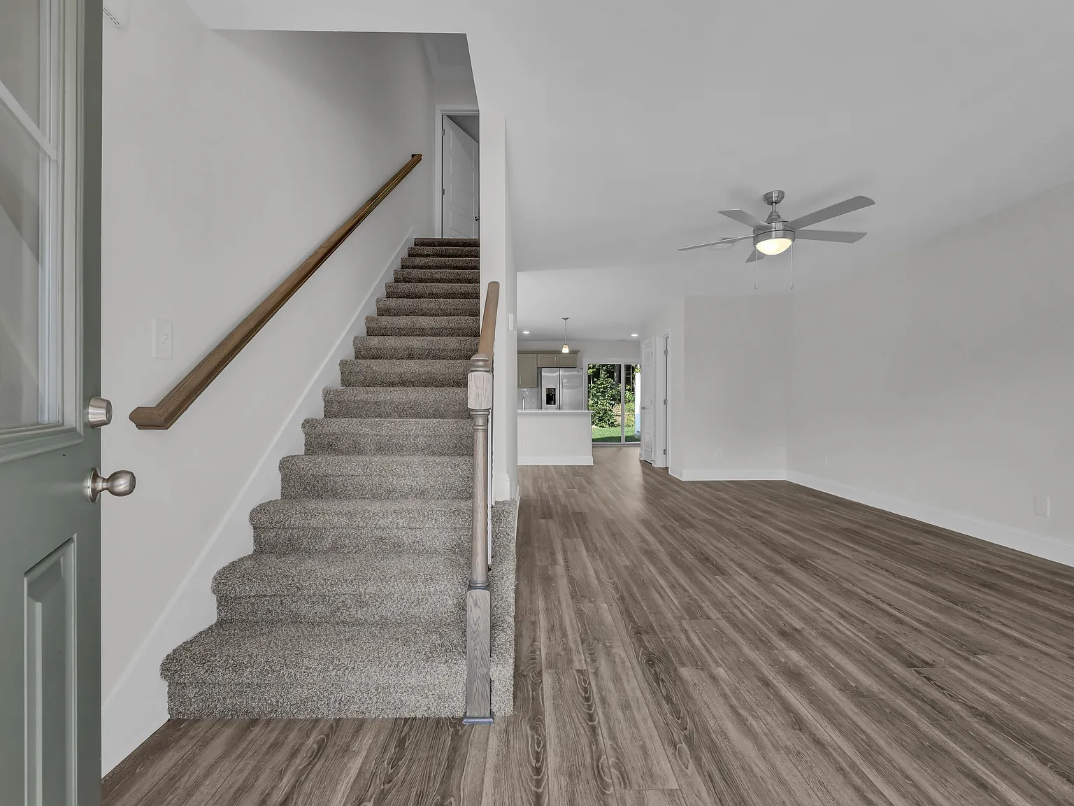 222 Limestone Point Drive - 1 — Photo 2