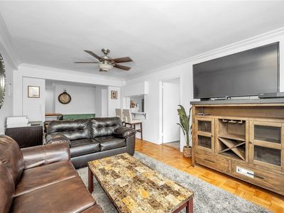 4320 Van Cortlandt Park E #1S, Bronx, NY, 10470