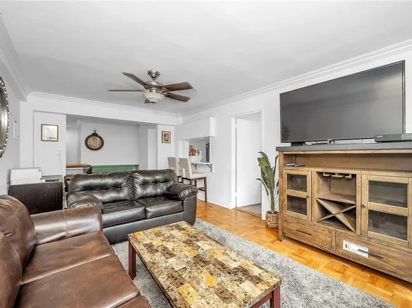 4320 Van Cortlandt Park E #1S, Bronx, NY 10470