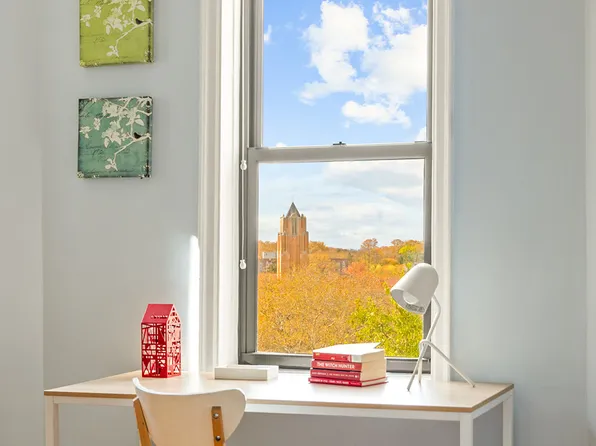 71 Ocean Parkway image 8 of 12