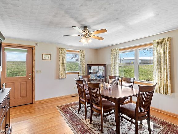 5th image of 1697 Mount Eaton Rd N