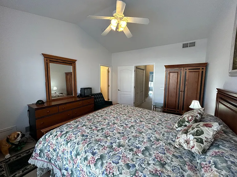 5050 Brookfield Dr — Photo 14