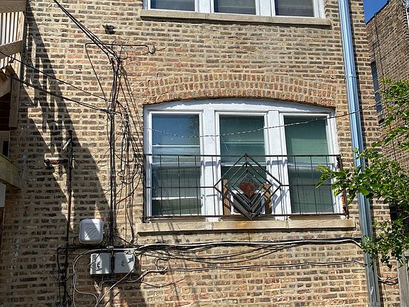 2nd image of 1441 N Laramie Ave