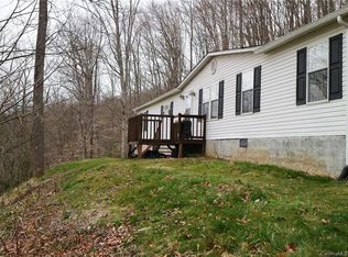 1697 Crymes Cove Rd, Waynesville, NC 28786
