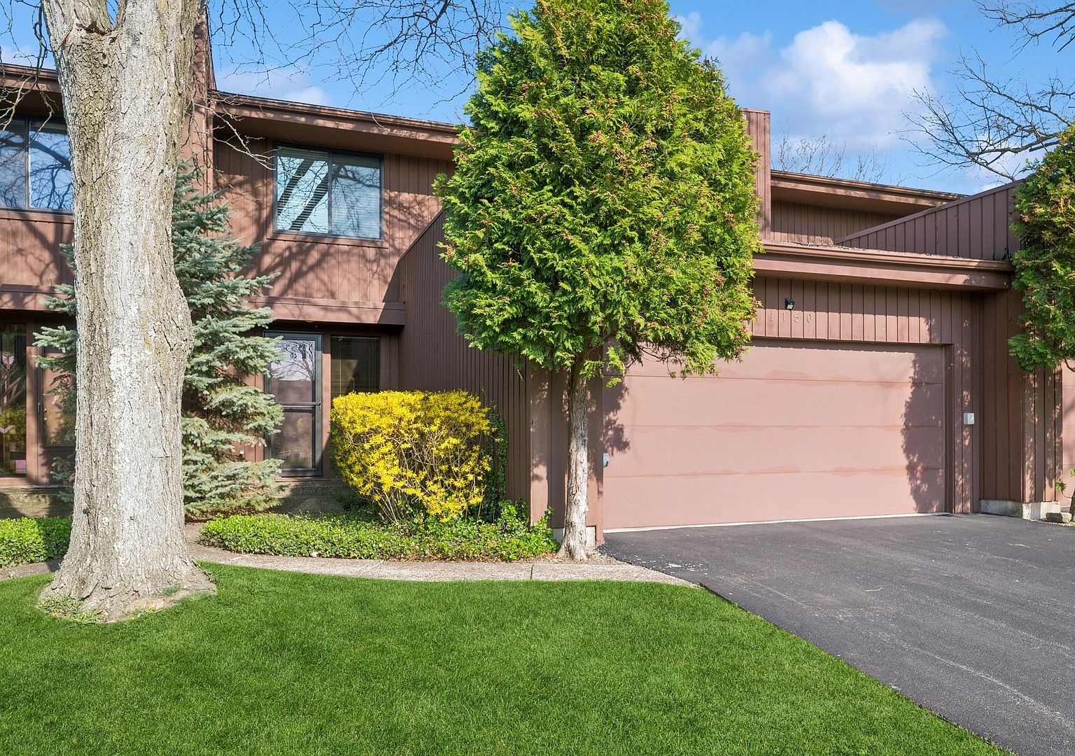 1150 Park Ave W, Highland Park, IL 60035 | Zillow